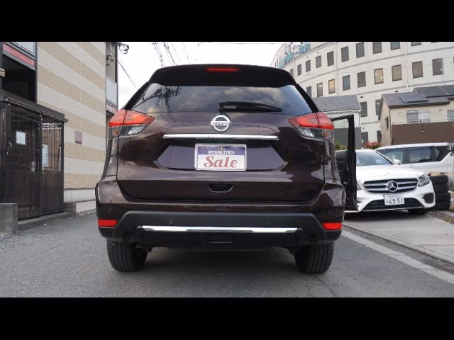 NISSAN X-TRAIL