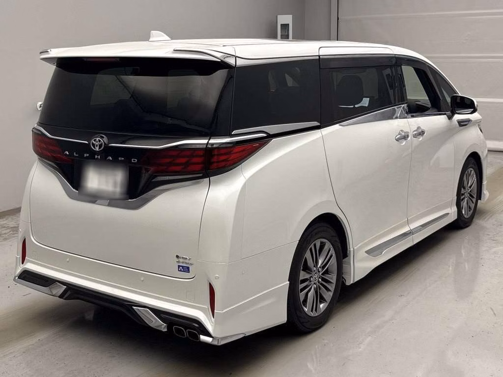 TOYOTA ALPHARD