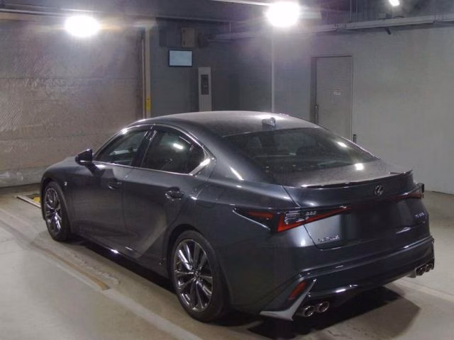 LEXUS IS350