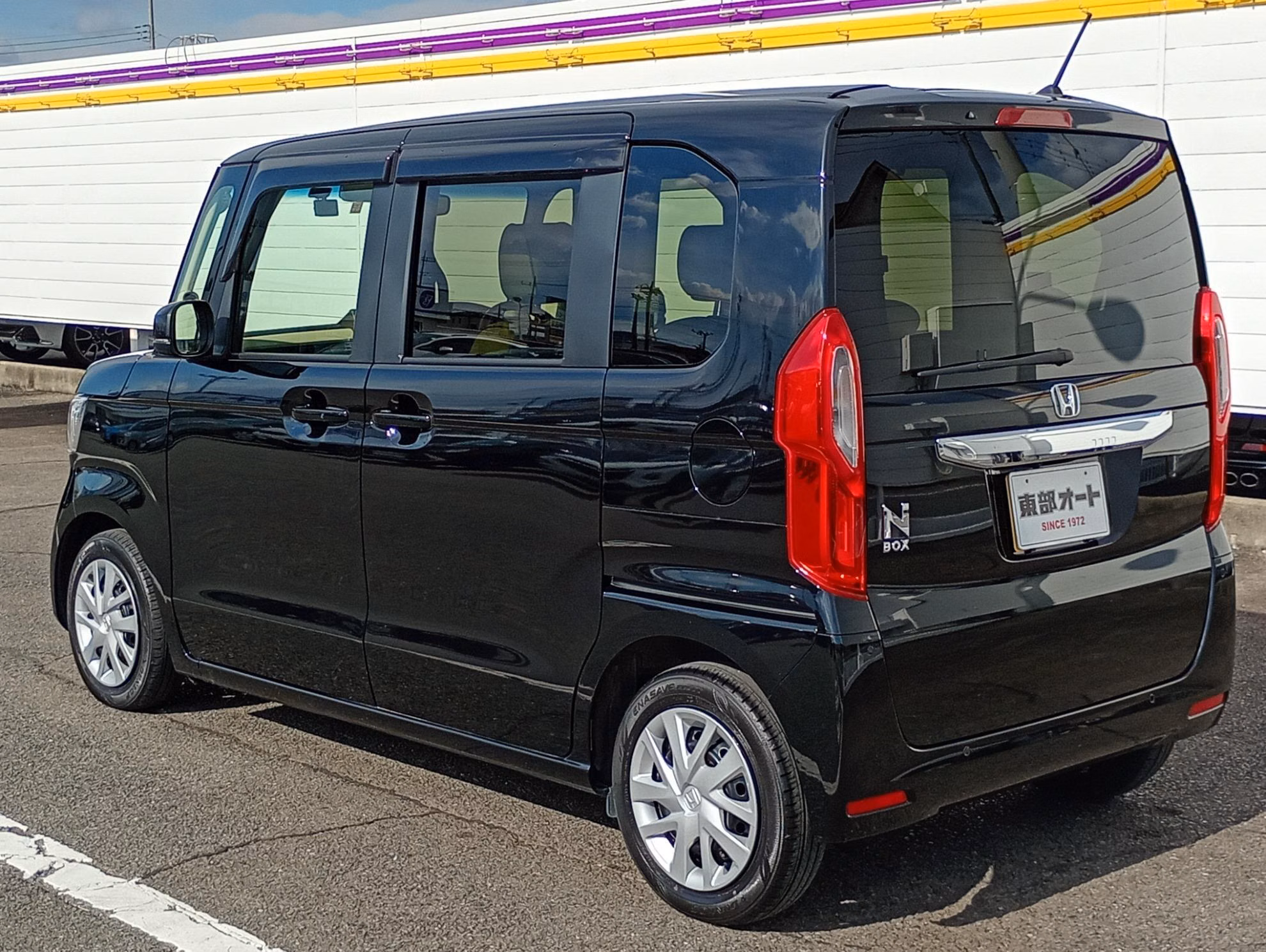 HONDA N-BOX