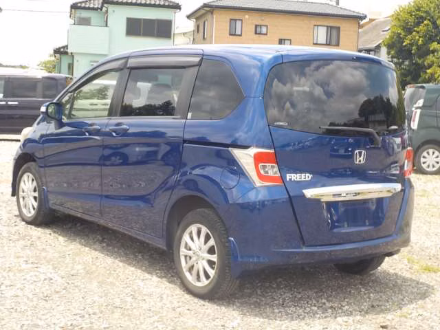 HONDA FREED