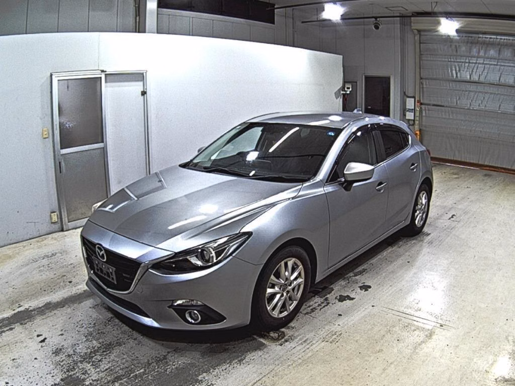 MAZDA AXELA