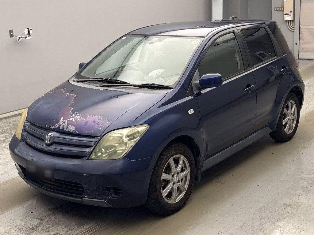 TOYOTA IST