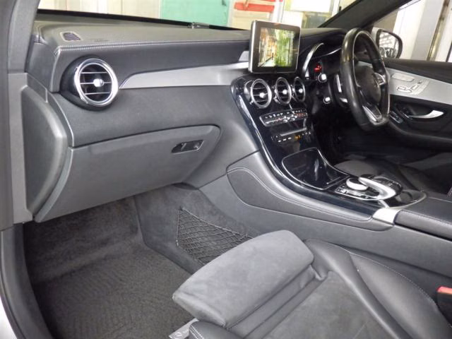 MERCEDES-BENZ GLC-CLASS