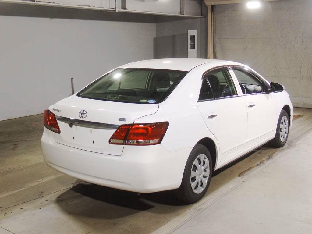 TOYOTA PREMIO