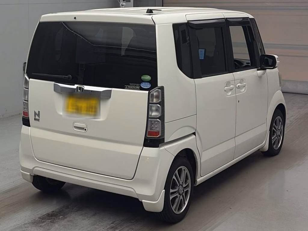 HONDA N-BOX