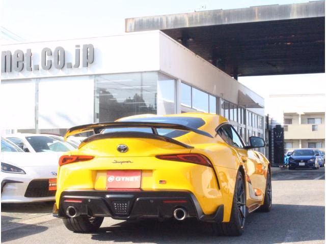 TOYOTA SUPRA