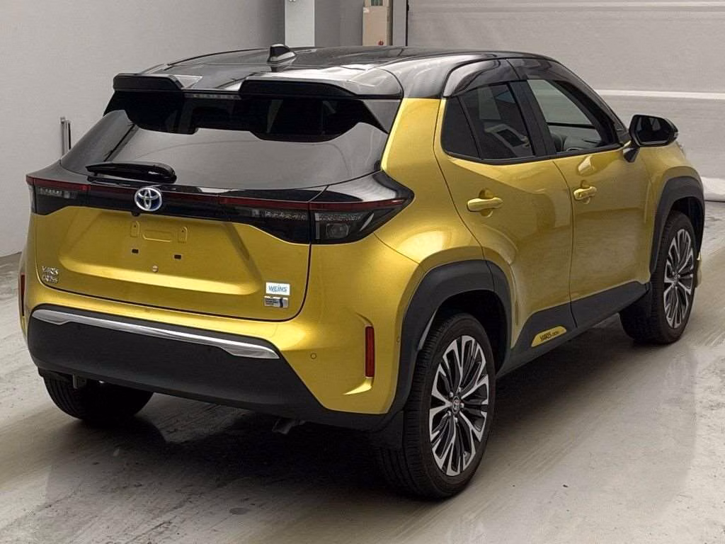 TOYOTA YARIS CROSS