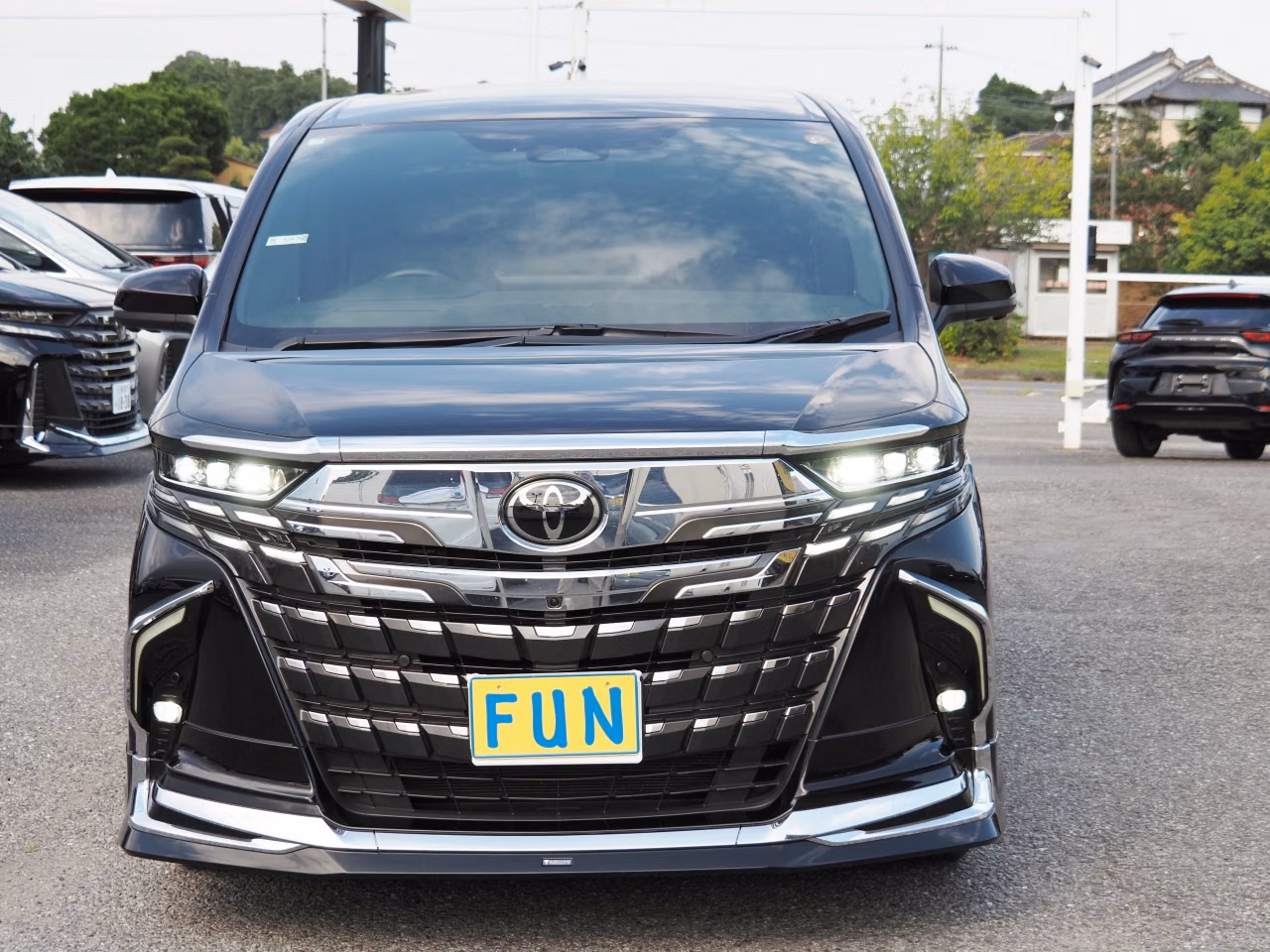 TOYOTA ALPHARD