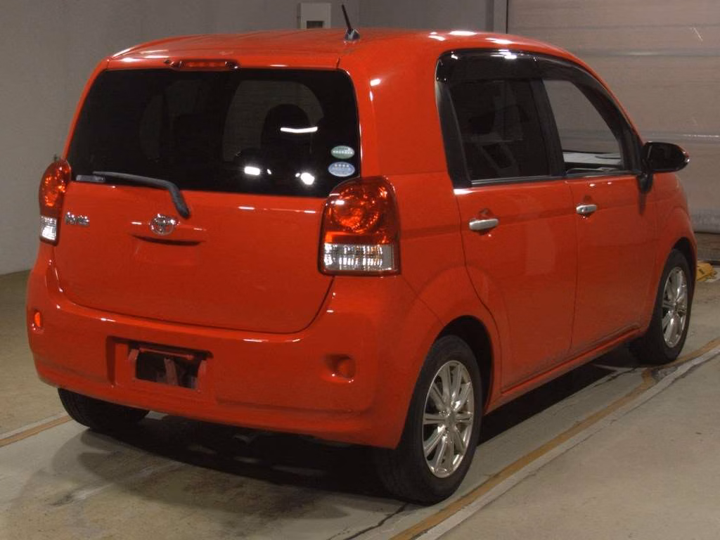 TOYOTA PORTE