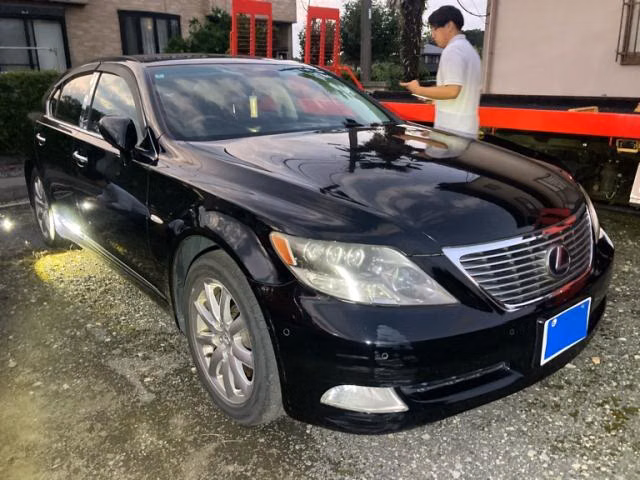 LEXUS LS600H