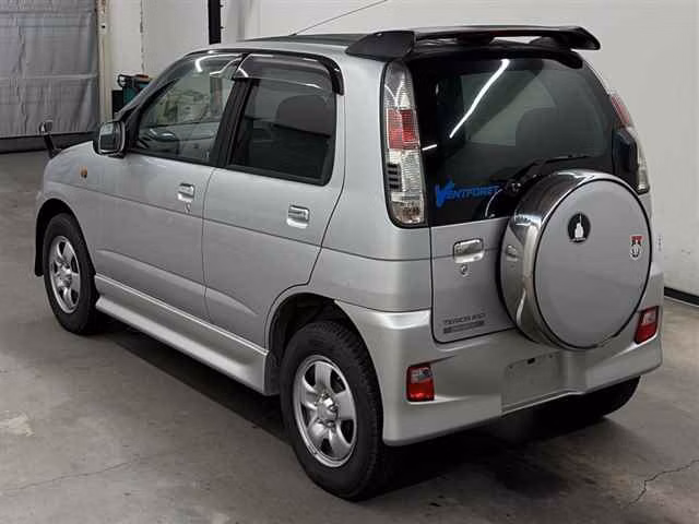 DAIHATSU TERIOS KID