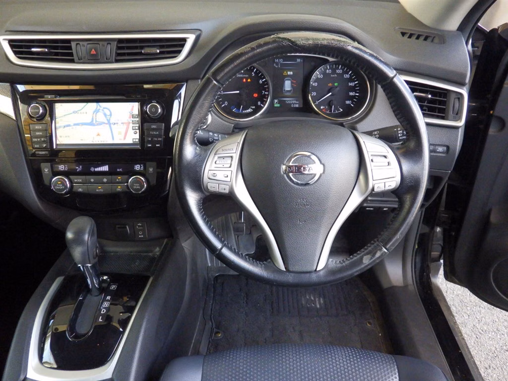 NISSAN X-TRAIL