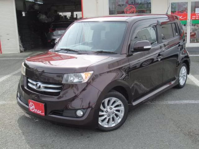 TOYOTA BB