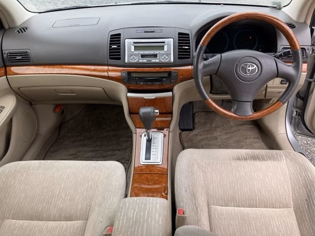 TOYOTA PREMIO