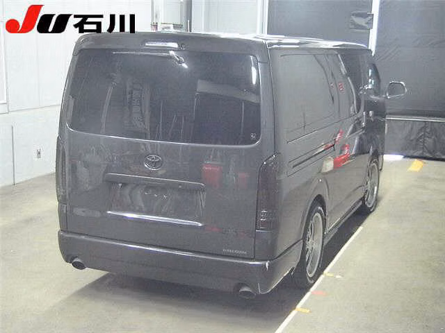 TOYOTA REGIUS ACE