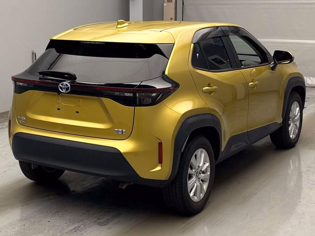 TOYOTA YARIS CROSS