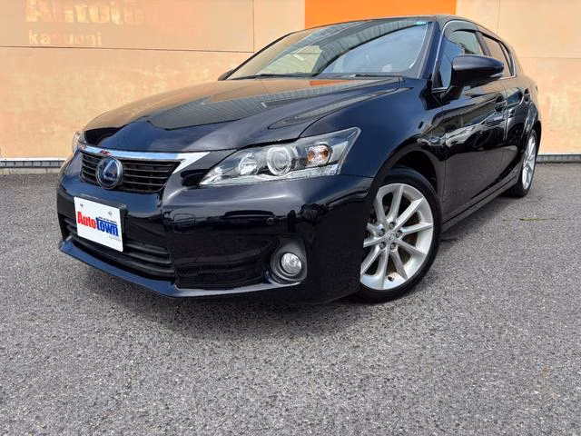 LEXUS CT200H