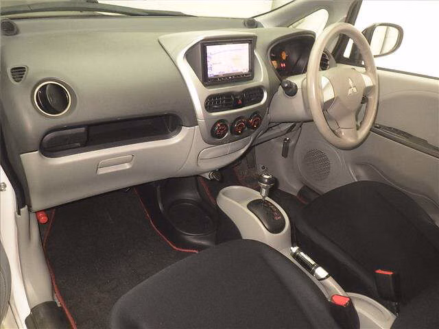 MITSUBISHI I