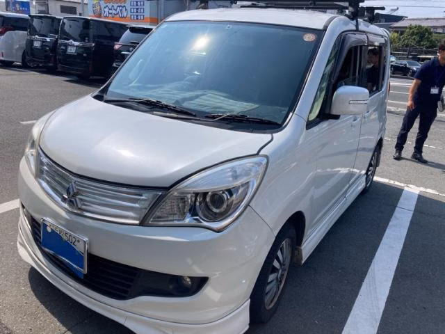 MITSUBISHI DELICA D:2