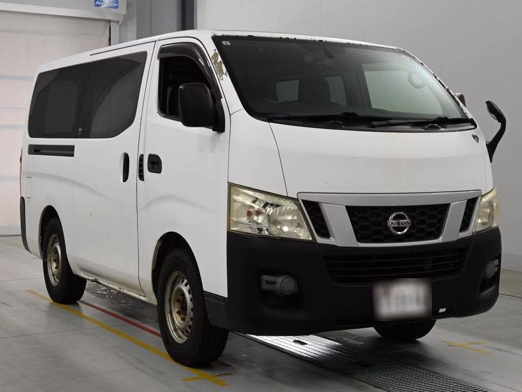 NISSAN NV350 CARAVAN