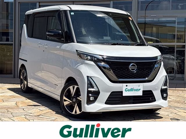 NISSAN ROOX
