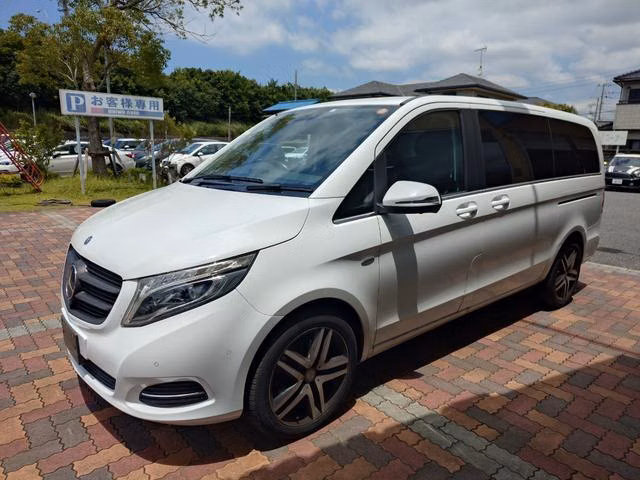 MERCEDES-BENZ V-CLASS