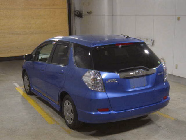 HONDA FIT SHUTTLE