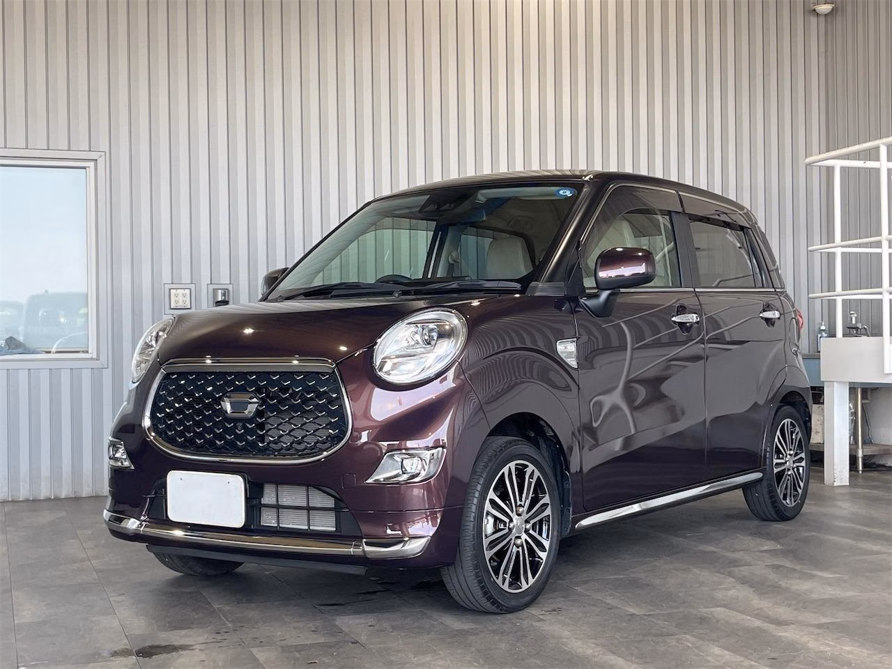 DAIHATSU CAST