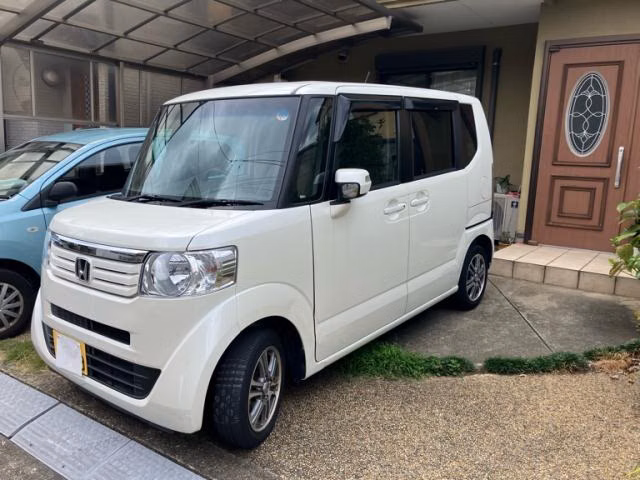 HONDA N-BOX