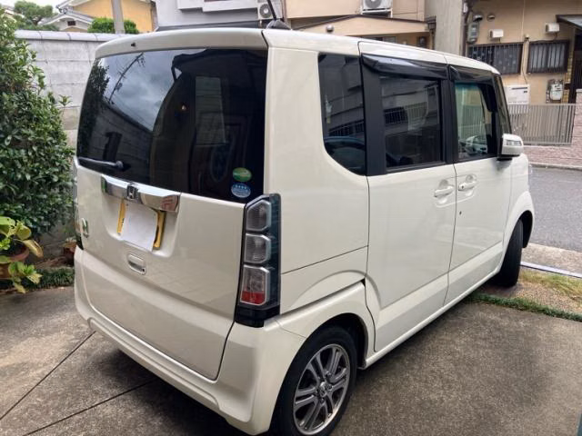 HONDA N-BOX