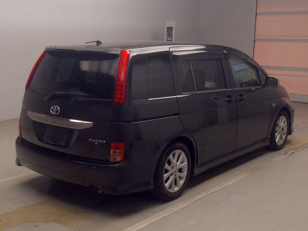 TOYOTA ISIS
