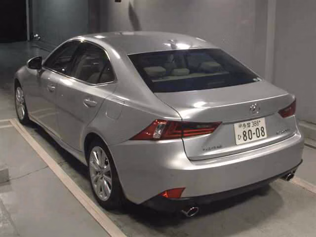 LEXUS IS300