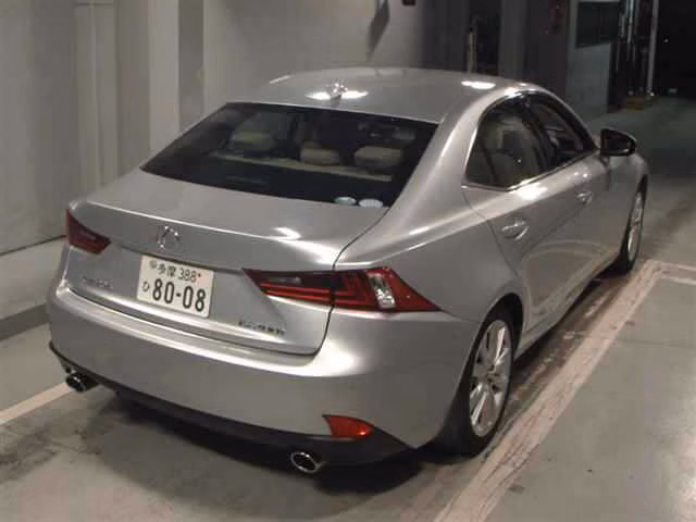 LEXUS IS300