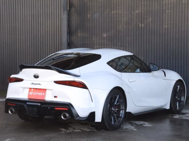 TOYOTA SUPRA