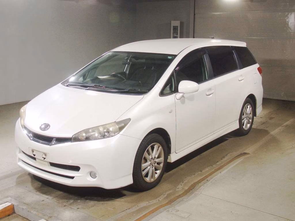 TOYOTA WISH
