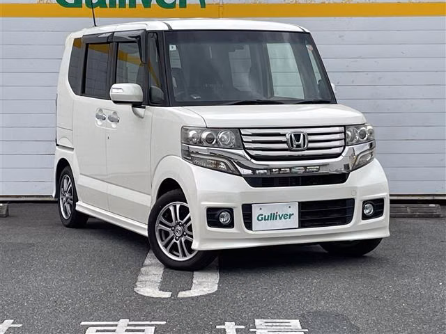 HONDA N-BOX+
