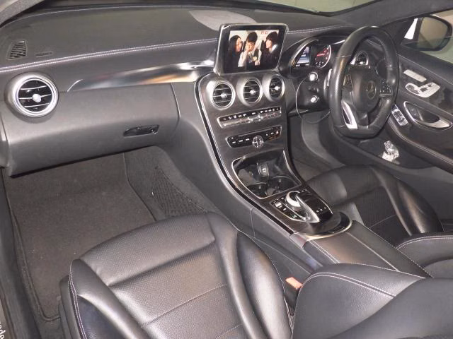 MERCEDES-BENZ C-CLASS