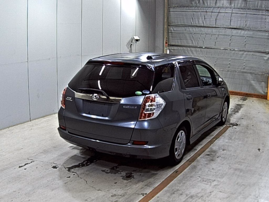 HONDA FIT SHUTTLE