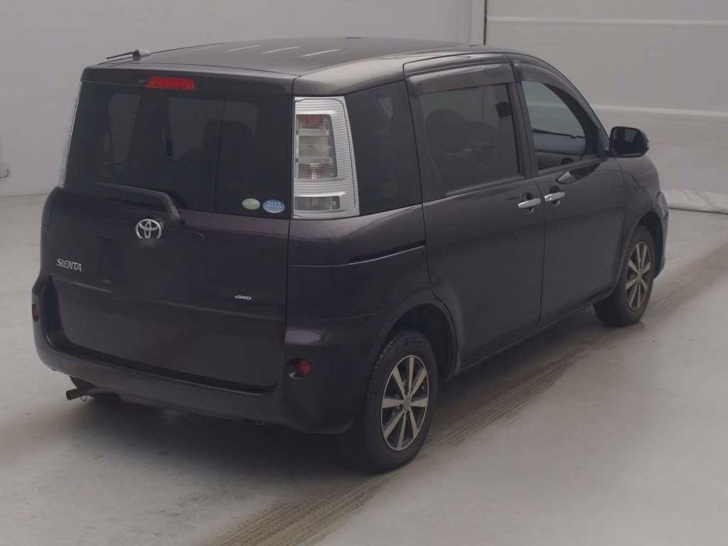 TOYOTA SIENTA