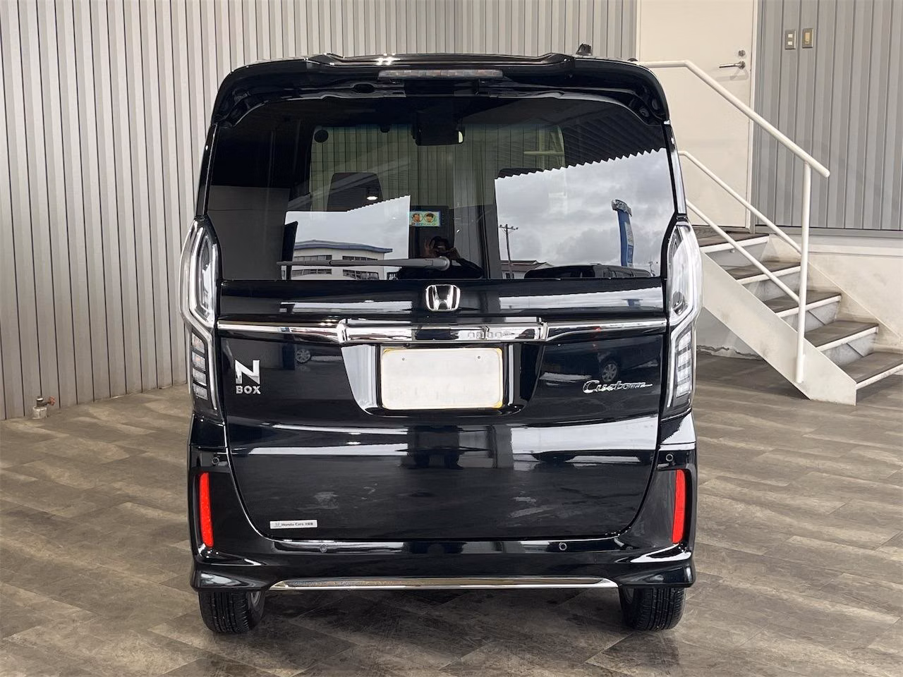 HONDA N-BOX