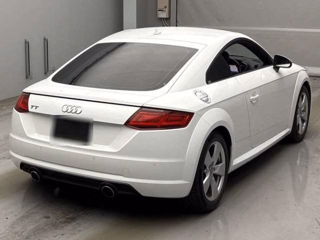 AUDI TT