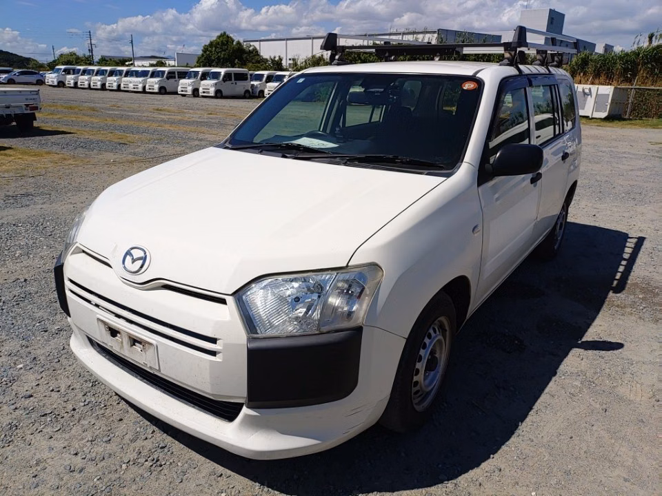 MAZDA FAMILIA