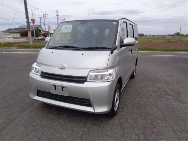 TOYOTA TOWN ACE