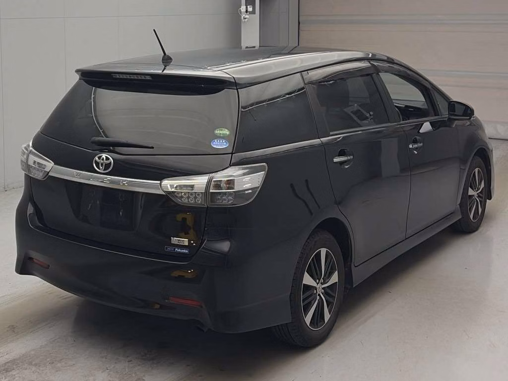 TOYOTA WISH
