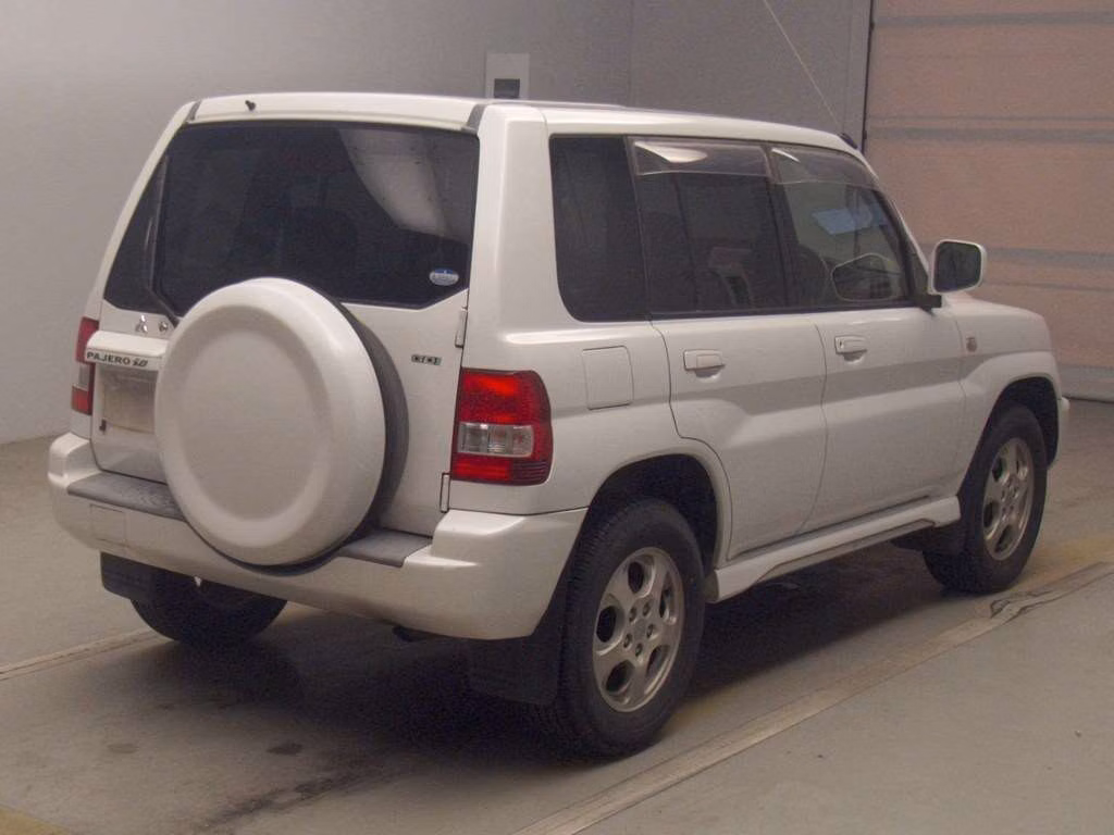 MITSUBISHI PAJERO IO