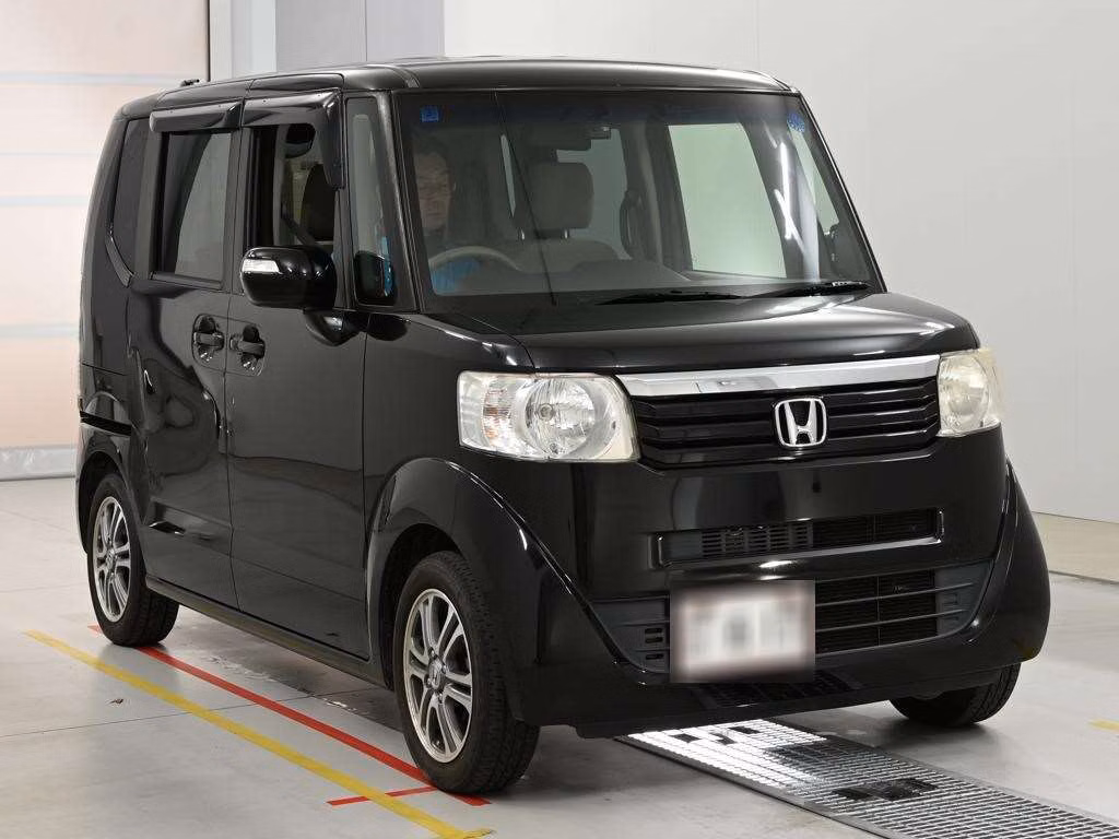 HONDA N-BOX