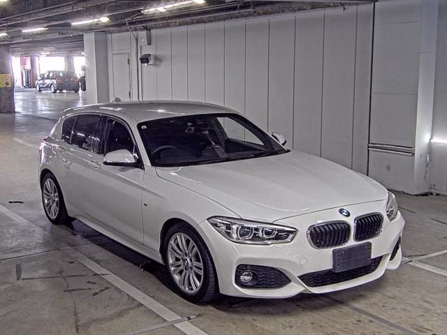 BMW 1-SERIES
