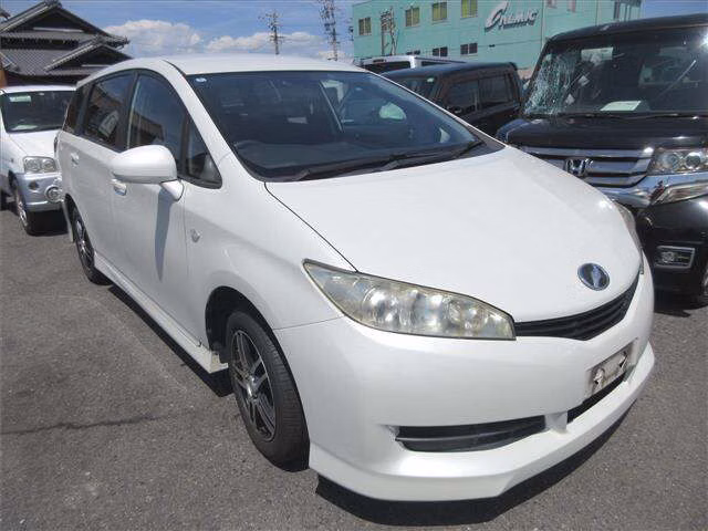 TOYOTA WISH