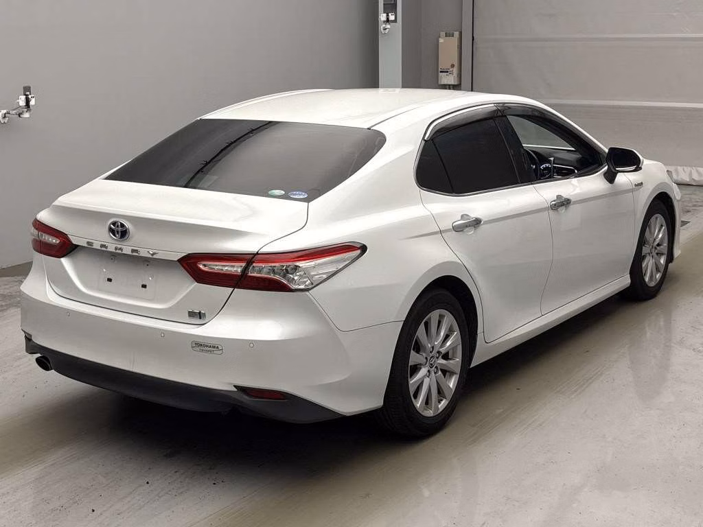 TOYOTA CAMRY